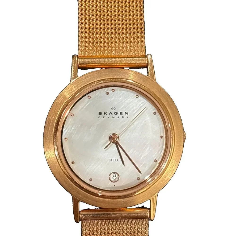Skagen 16SRRW Ladies Watch Rose Gold - WORKS / NEW BATTERY - Read Desc